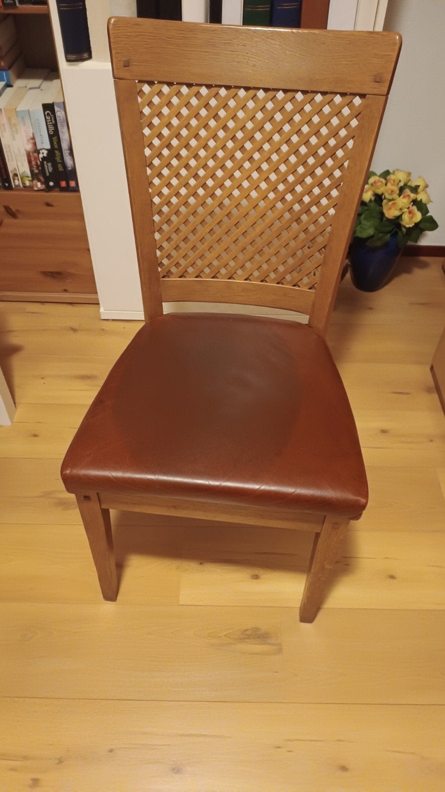 4 Rustieke eiken stoelen met leren zitting, Ophalen