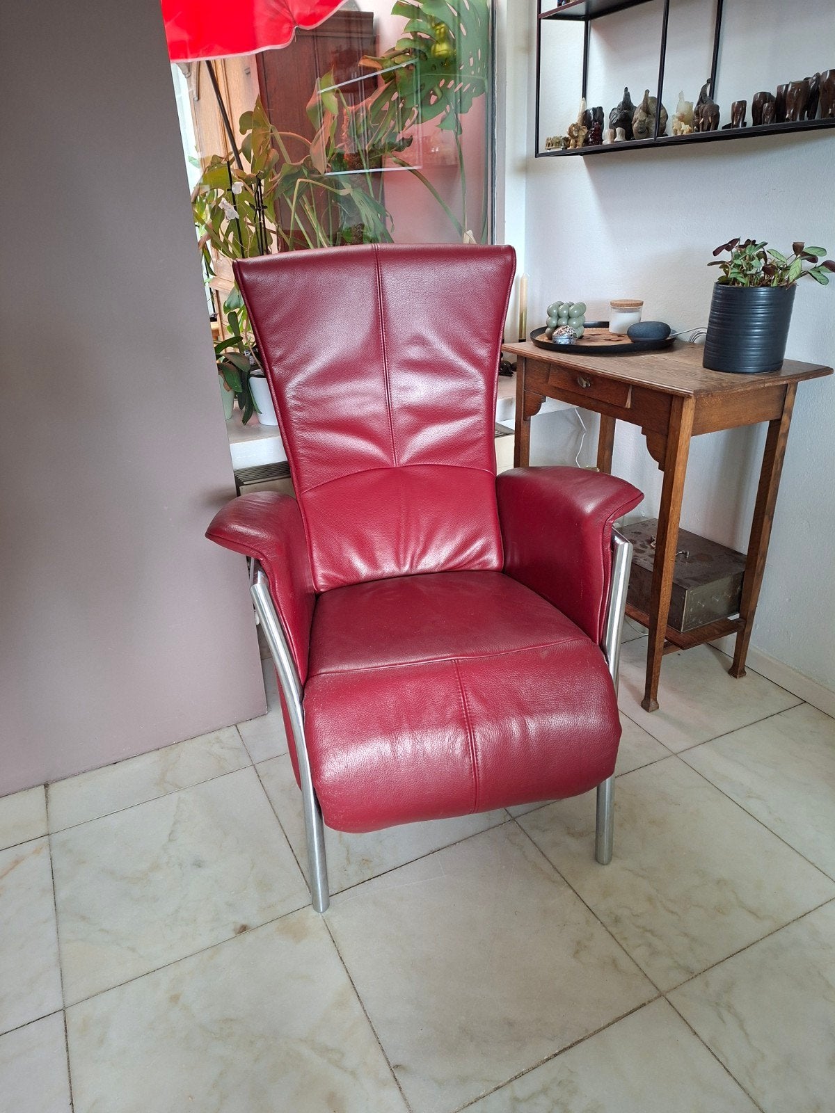 Design Fauteuil "De Toekomst" - Panda - Rood Leer, Ophalen, Leer, 50 tot 75 cm