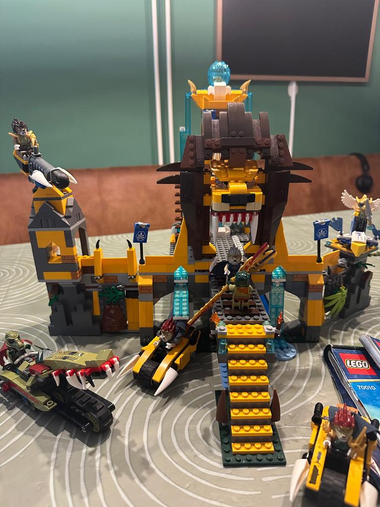 Lego chima 70010, Ophalen of Verzenden, Zo goed als nieuw