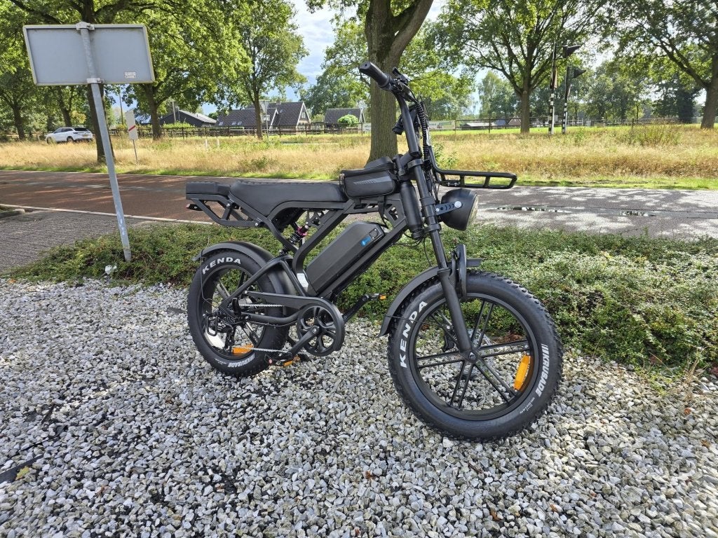 Foto 4 van QM V20 Pro Luxury – Full Option Fatbike Ebike