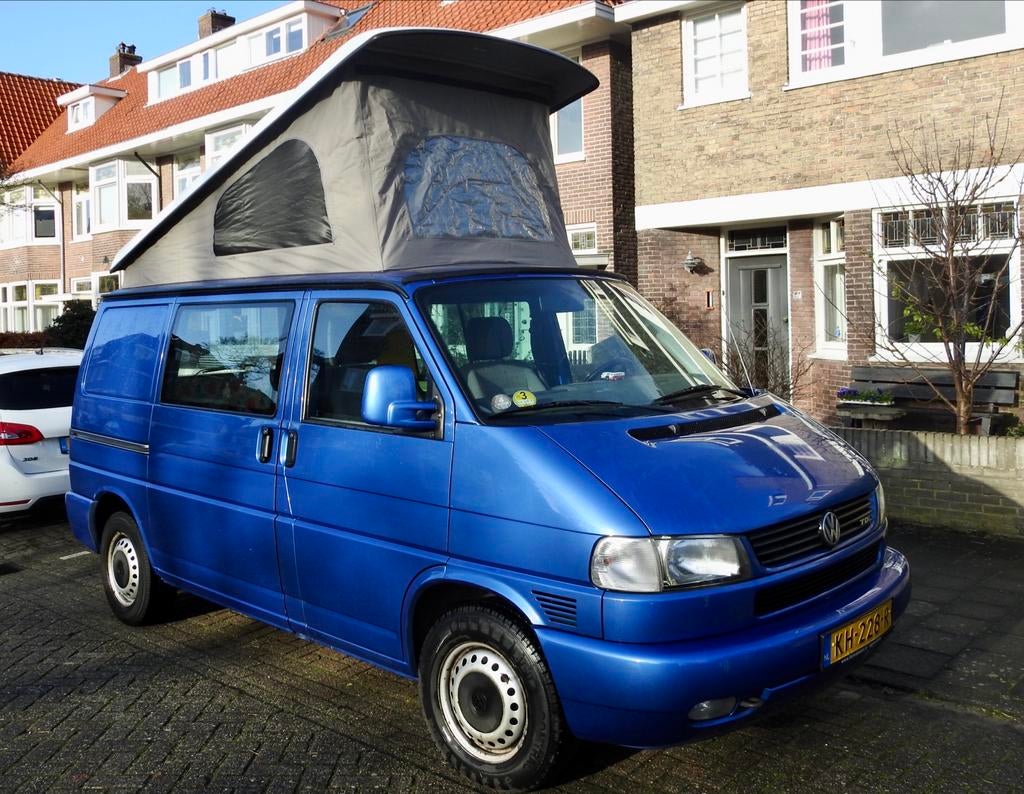 Volkswagen T4 camper bus met hefdak en vier slaapplaatsen, Hefdak, Volkswagen, 7 tot 12 maanden geleden, Particulier