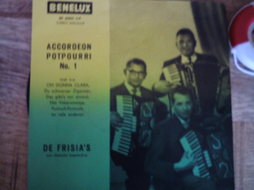 De Frisia's - Accordeon Potpourri No. 1 (EP)  11a, Wereldmuziek, 7 inch, Ophalen of Verzenden, Zo goed als nieuw