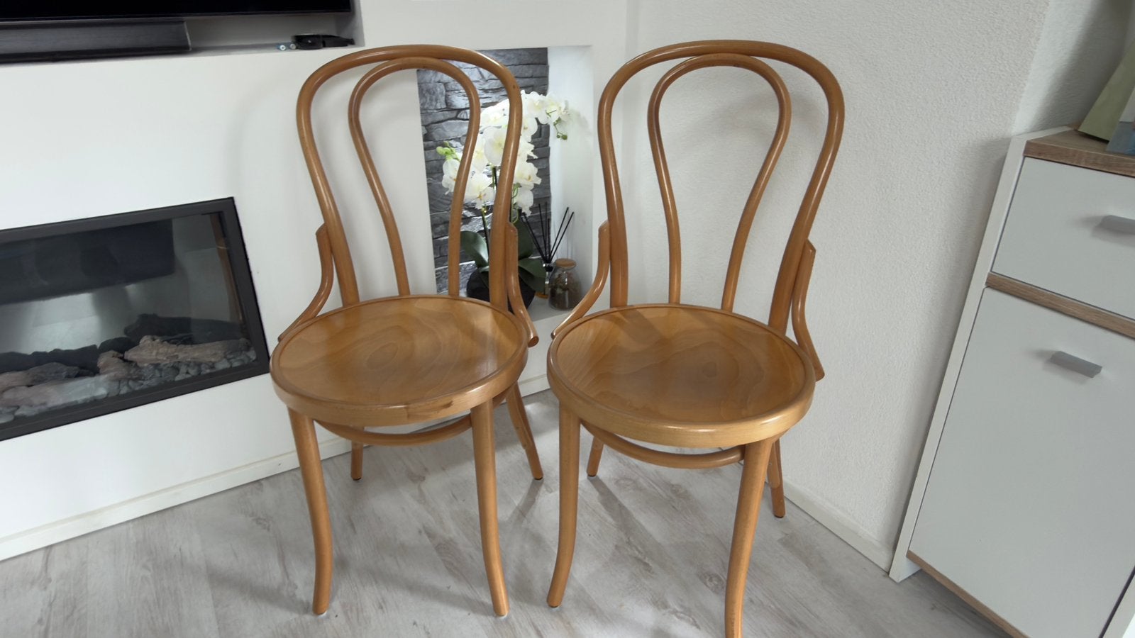 Satelliet caféstoelen Houten bistrostoelen, Ophalen