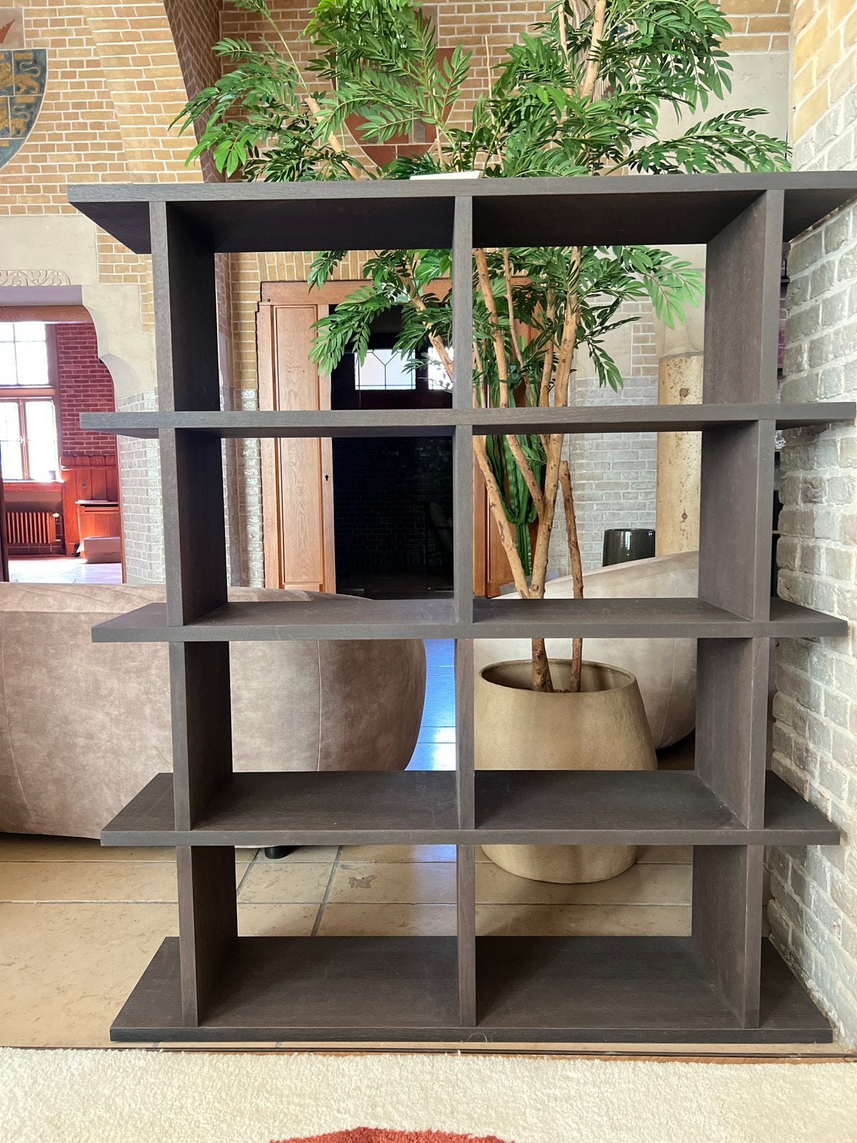 Nieuwe moderne vakkenkast / roomdivider, Ophalen of Verzenden, Zo goed als nieuw, Bruin, Overige typen