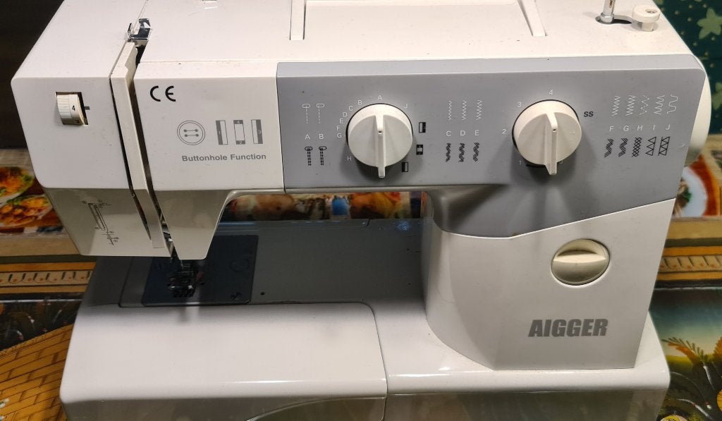 Aigger electrischnaaimachine, Ophalen of Verzenden, Gebruikt, Naaimachine, Overige merken