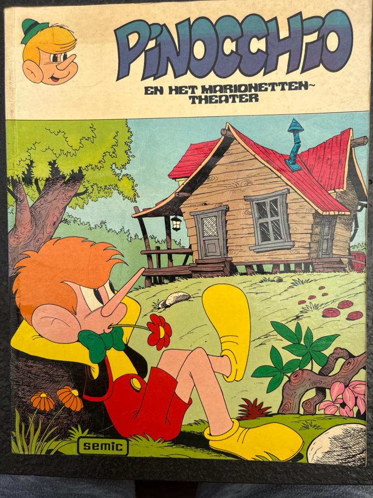 Pinocchio en het Marionetten-Theater - Semic stripboek, Boeken, Stripboeken, Eén stripboek, Ophalen of Verzenden, Gelezen