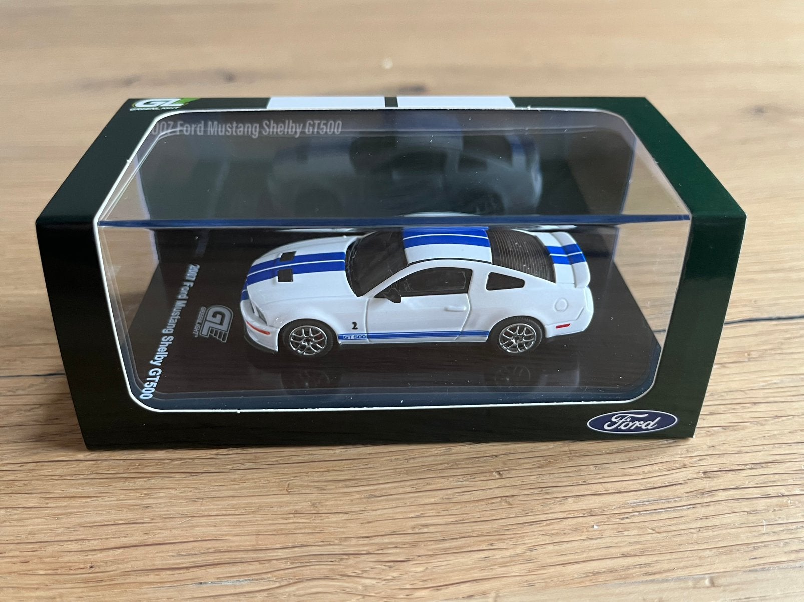 Ford Mustang Shelby GT500 1:64 Motothelix Greenlight Wit, Ophalen of Verzenden, Nieuw, Auto