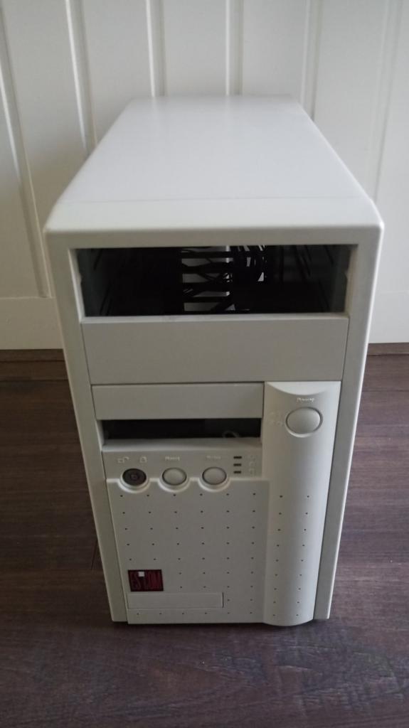 Escom AT computercase met 200 watt voeding., Computers en Software, Vintage Computers, Ophalen of Verzenden
