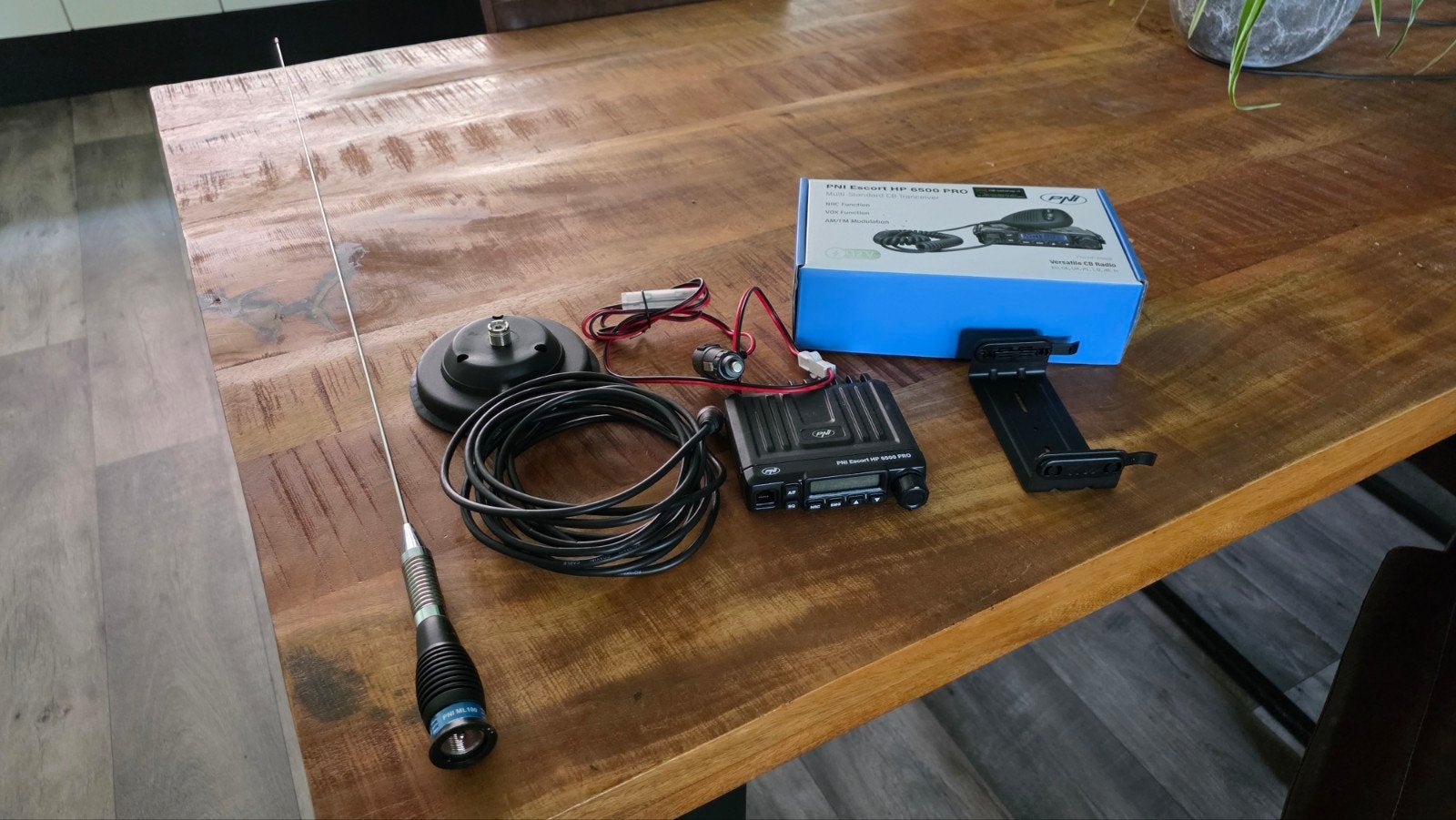 PNI HP 6500 PRO 27 MC Bakkie - Perfect voor Carbagerun, Telecommunicatie, Ophalen of Verzenden, Zo goed als nieuw, Zender en Ontvanger