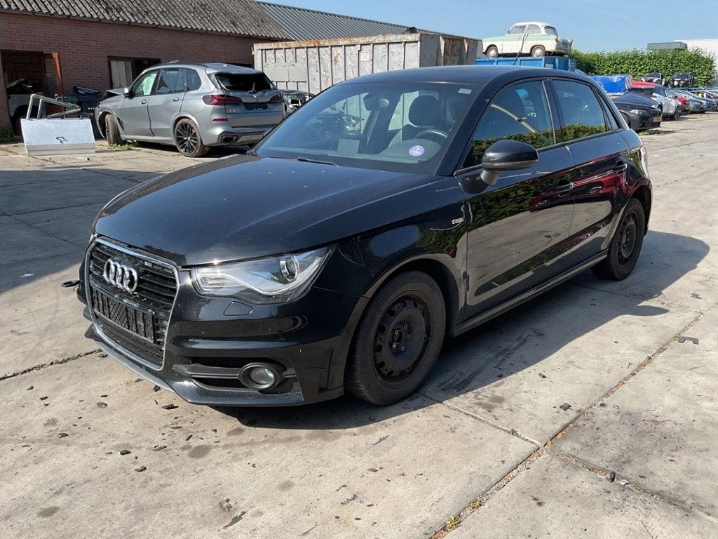 Voorkop Audi A1 Sportback (8XA/8XF) 2012 8X0807109C, Auto-onderdelen, Gebruikt, Auto-Union-Straße  1, Ingolstadt 85057, , Duitsland