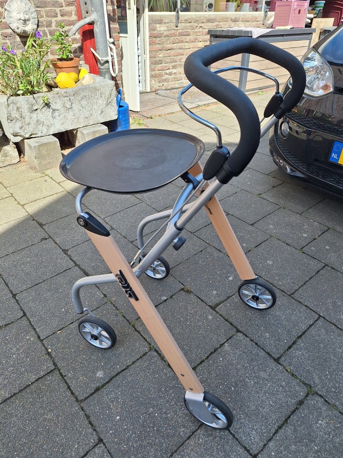 Rollator te koop, Ophalen