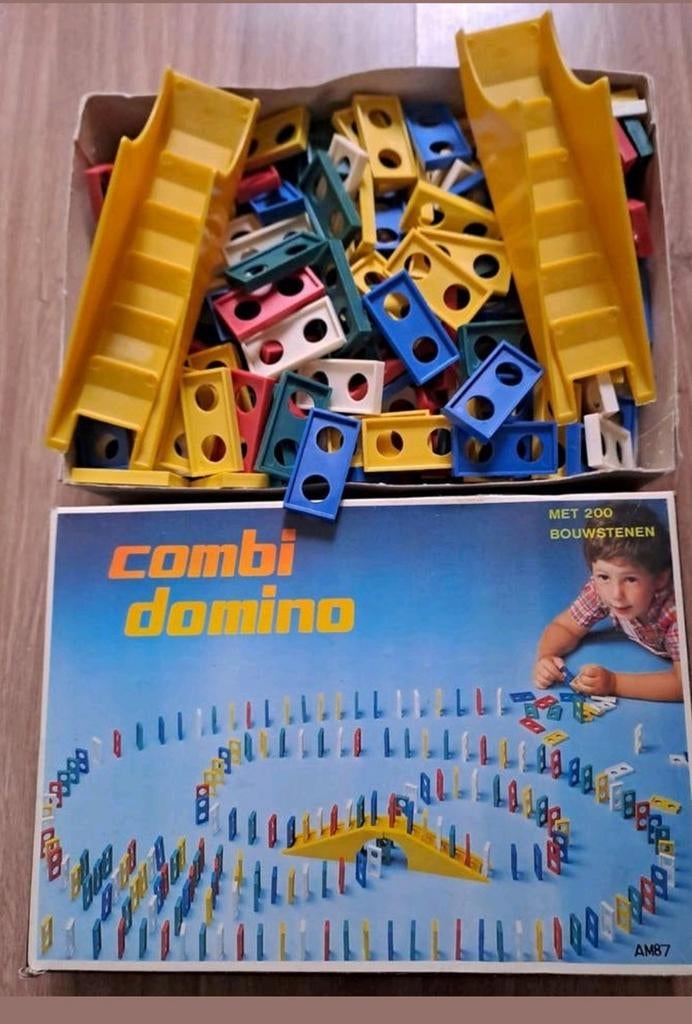 Vintage Combi Domino met ca.200 bouwstenen en brug, Ophalen of Verzenden, Gebruikt, Overige merken