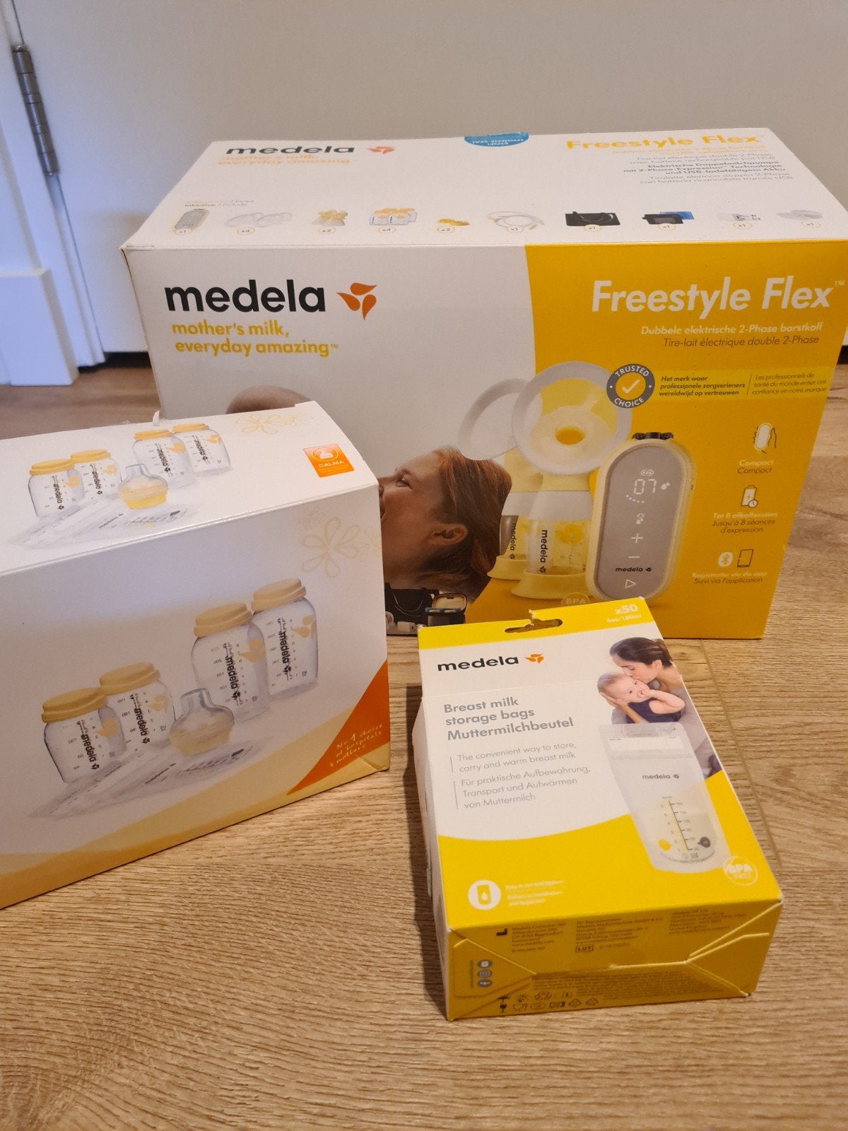 Medela Freestyle Flex borstkolf set met accessoires, Kinderen en Baby's, Kinderspulletjes, Ophalen of Verzenden, Gebruikt