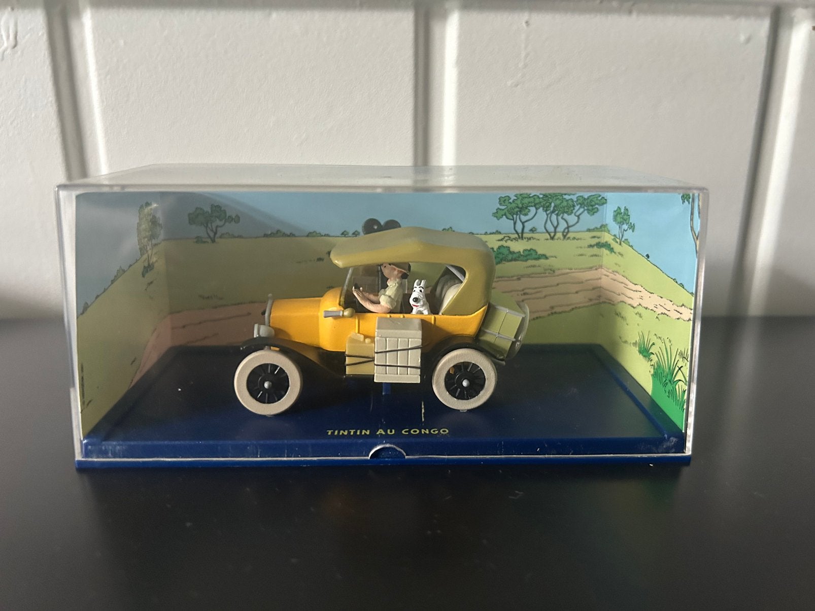 Kuifje in Congo autootje, Ophalen of Verzenden, Zo goed als nieuw