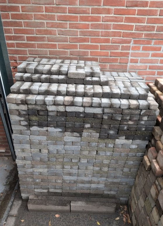 Gratis klinkers, ca. 22m2 straatstenen beschikbaar, Tuin en Terras, Ophalen, Gebruikt, Klinkers, 10 m² of meer
