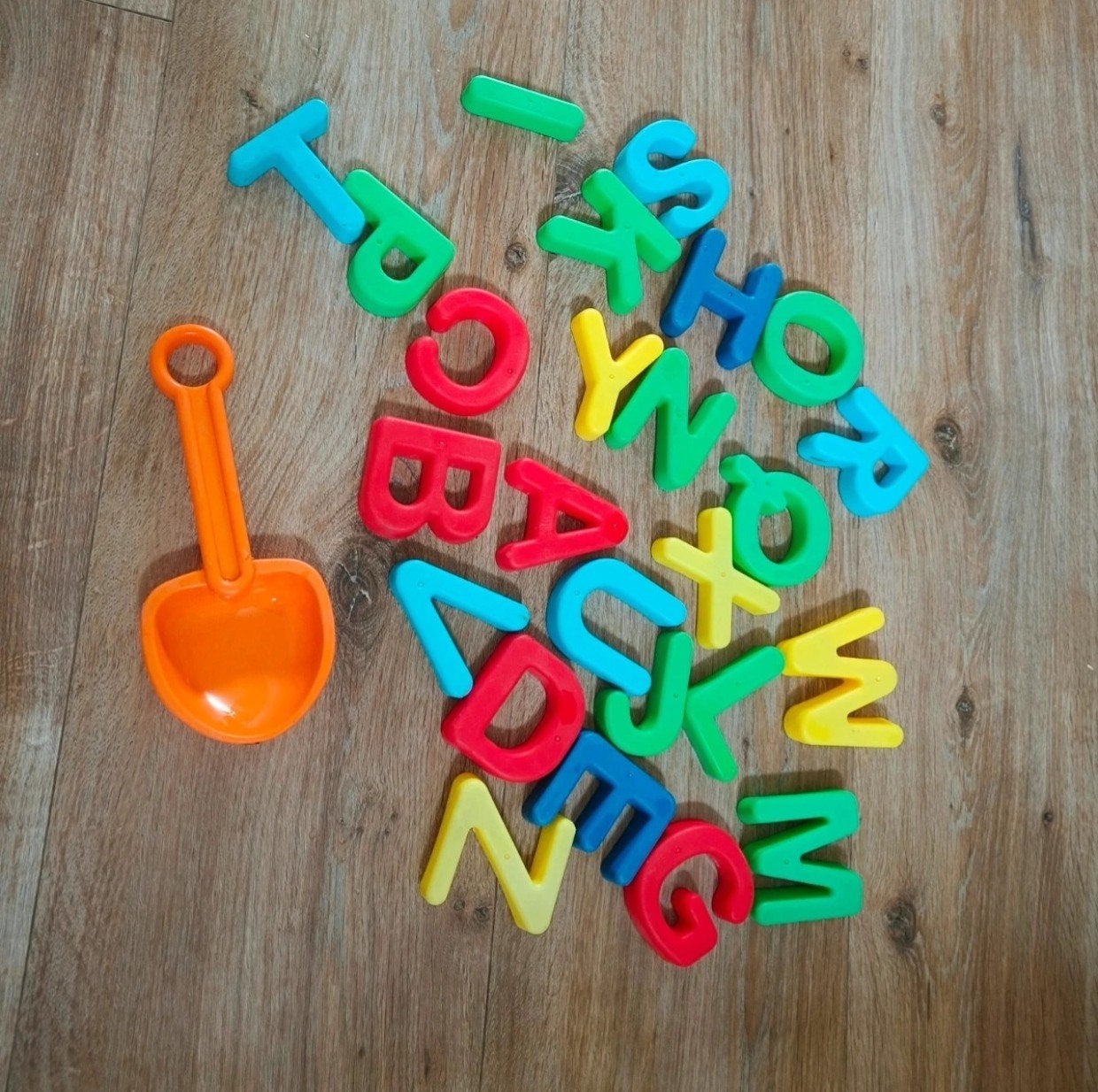Zandvormen letters, Ophalen, Gebruikt