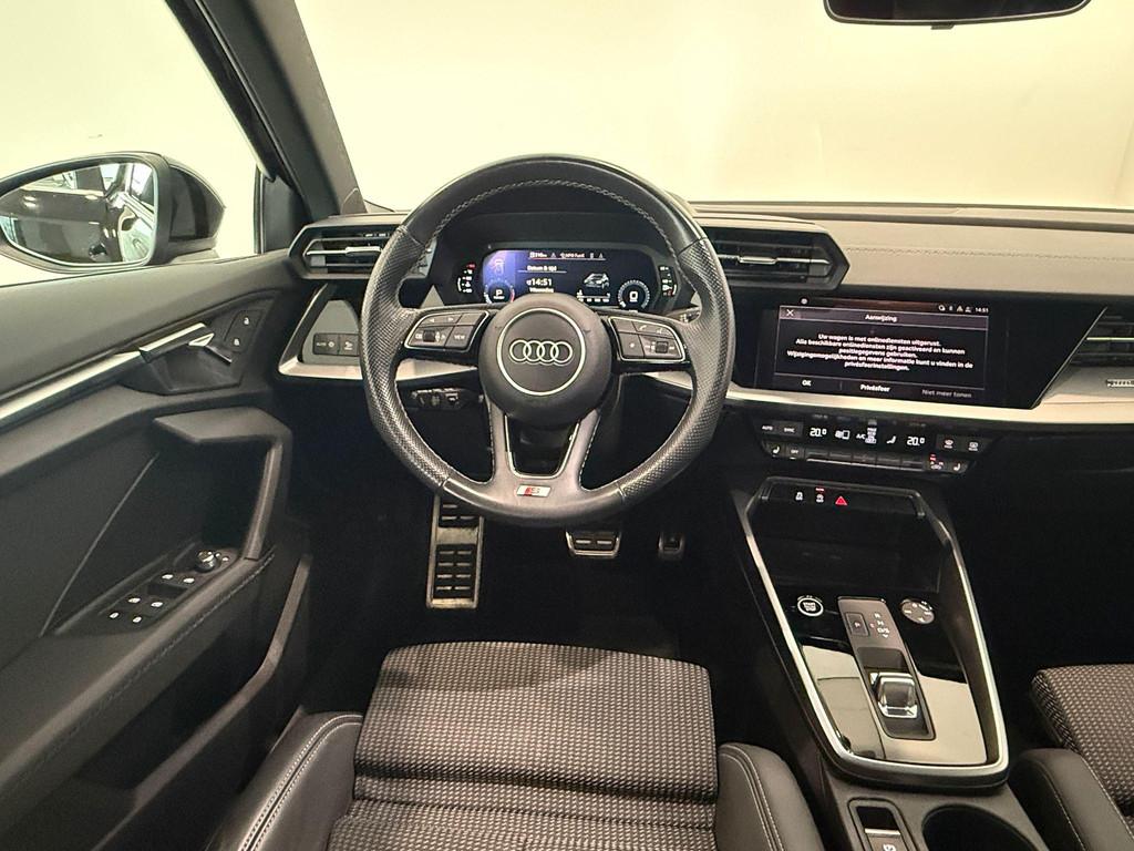 Audi A3 Sportback 35 TFSI S edition | LED | Stoelverwarming, Auto's, Audi, 4 cilinders, Leder en Stof, Zwart, Origineel Nederlands