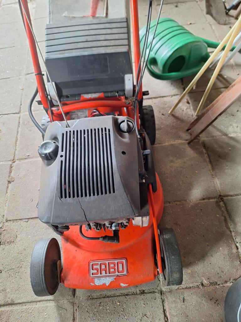 Sabo Benzine Grasmaaier - Gebruikt, Cirkelmaaier, Gebruikt, Opvangbak, Benzine-grasmaaier