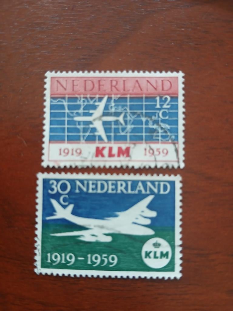 Twee KLM postzegels 1919-1959, Postzegels en Munten, Ophalen of Verzenden, Na 1940, Gestempeld