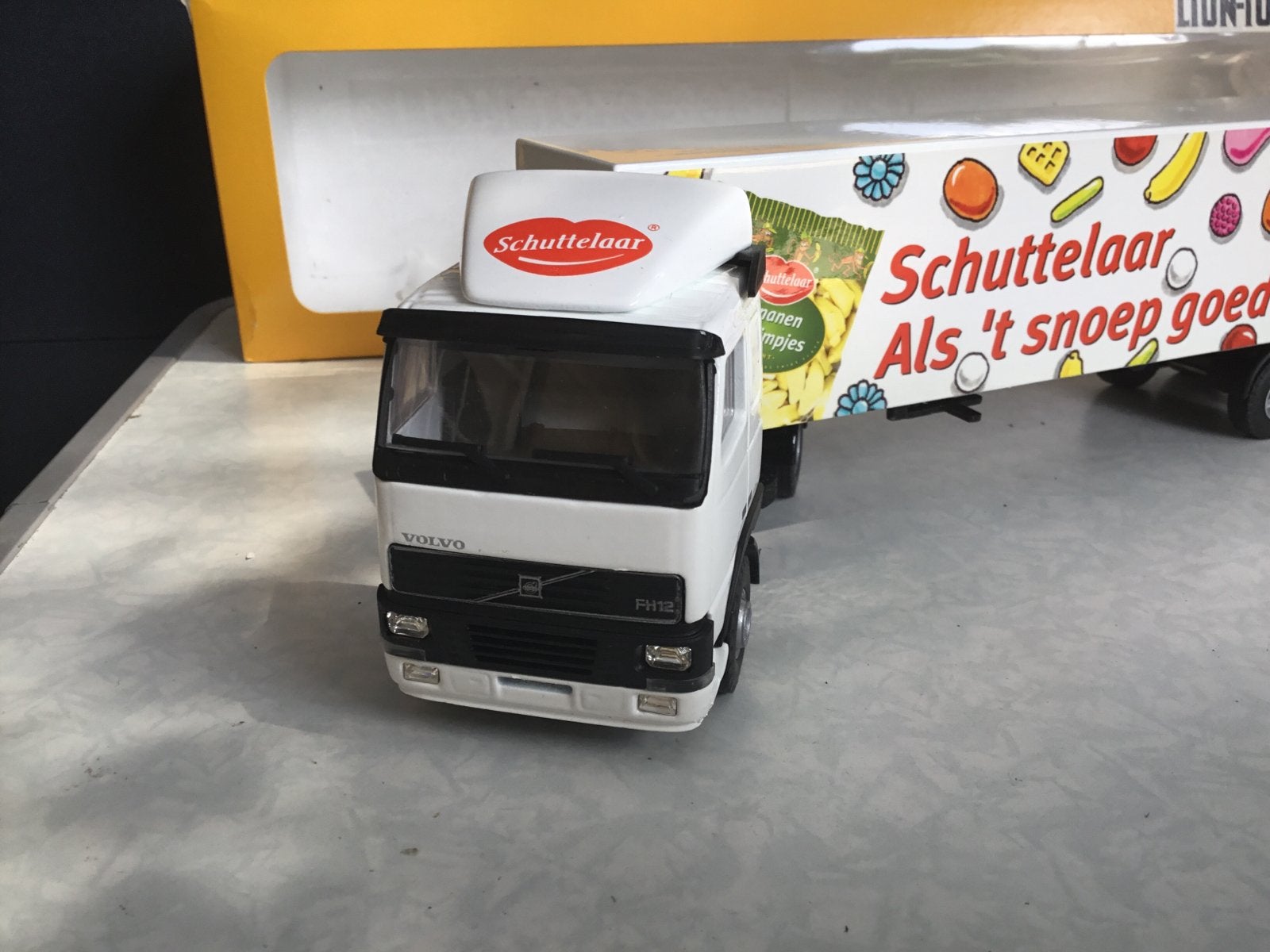 Lion Car Volvo FH 12 Schuttelaar, Ophalen of Verzenden, Zo goed als nieuw, Bus of Vrachtwagen, Lion Toys