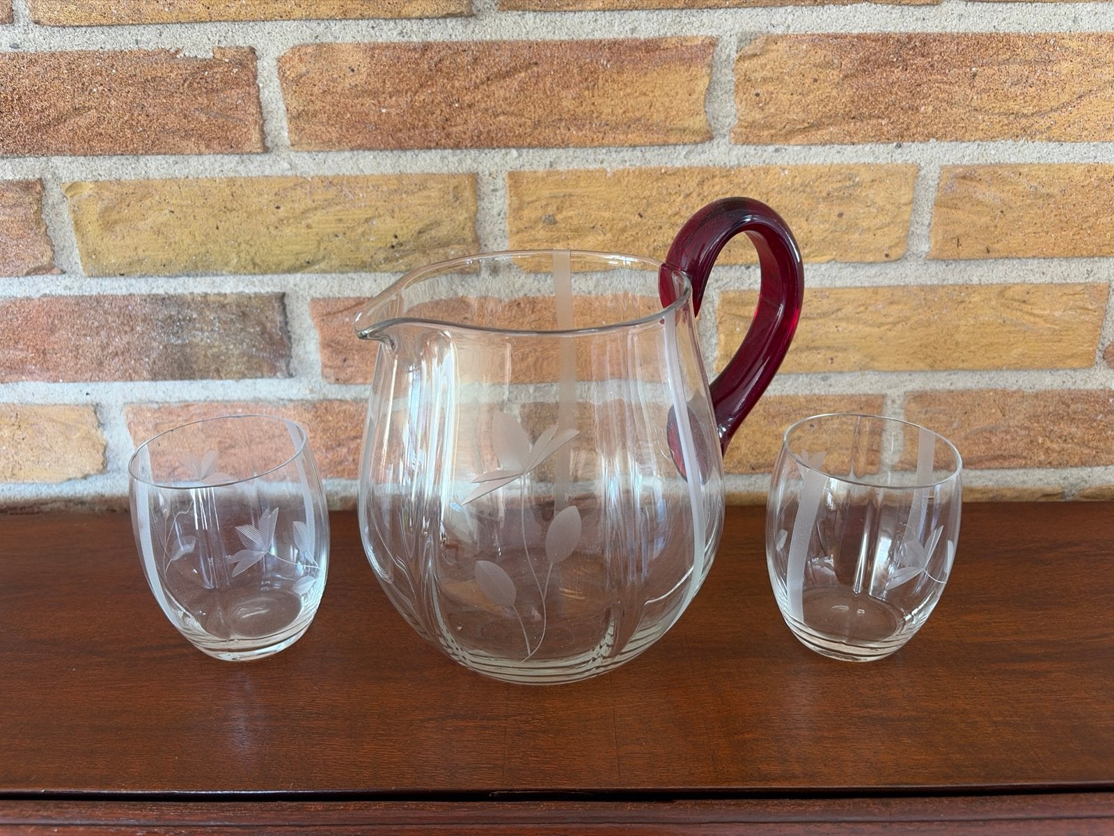 Vintage Glazen Karaf met Twee Glazen - Bloemenpatroon, Ophalen