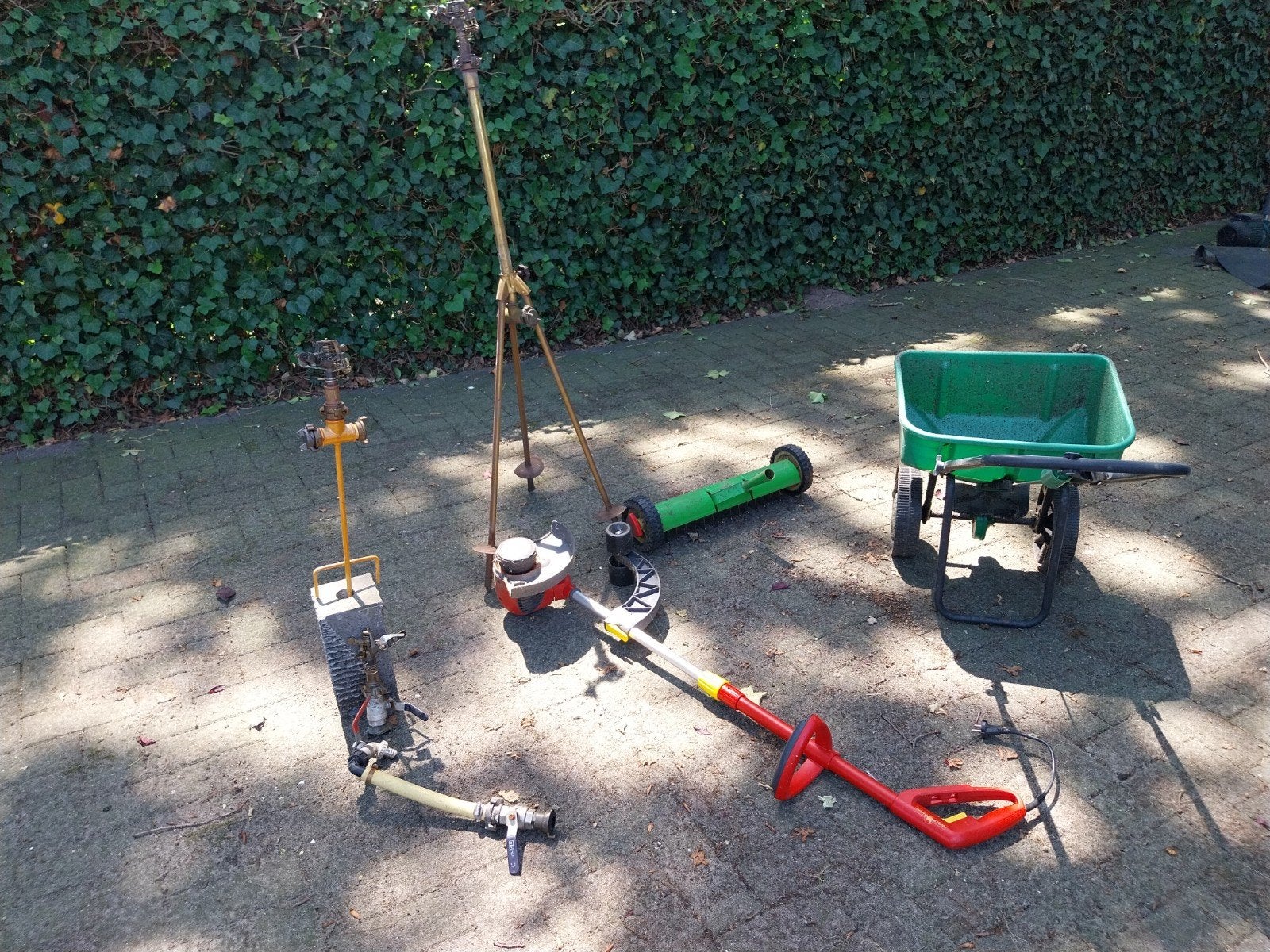 Diverse spullen voor tuinonderhoud, Tuin en Terras, Tuinsproeiers, Gebruikt, Overige typen, Ophalen