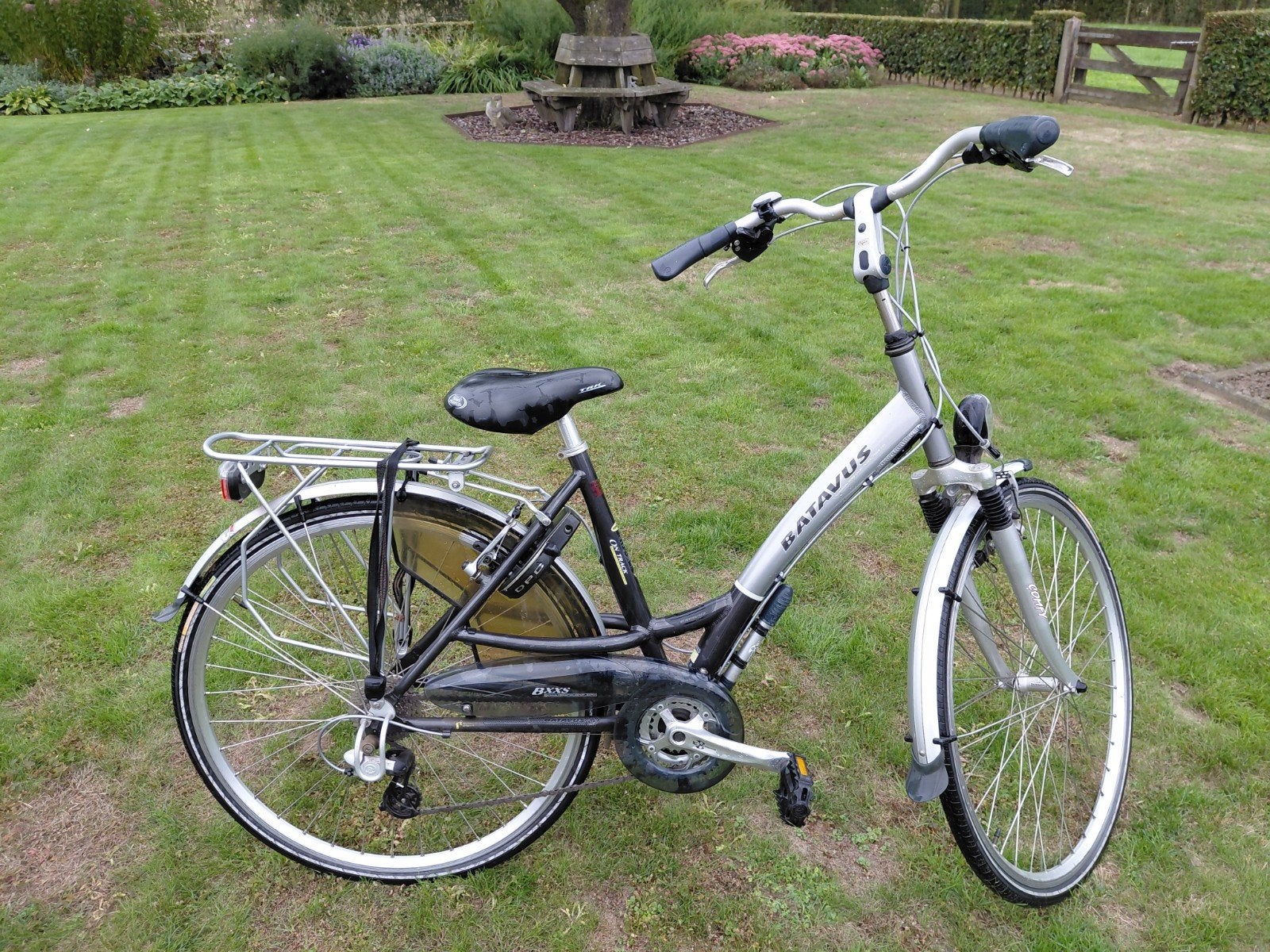 Batavus damesfiets en 24 versnellingen, Ophalen, Gebruikt, Velgrem, Versnellingen
