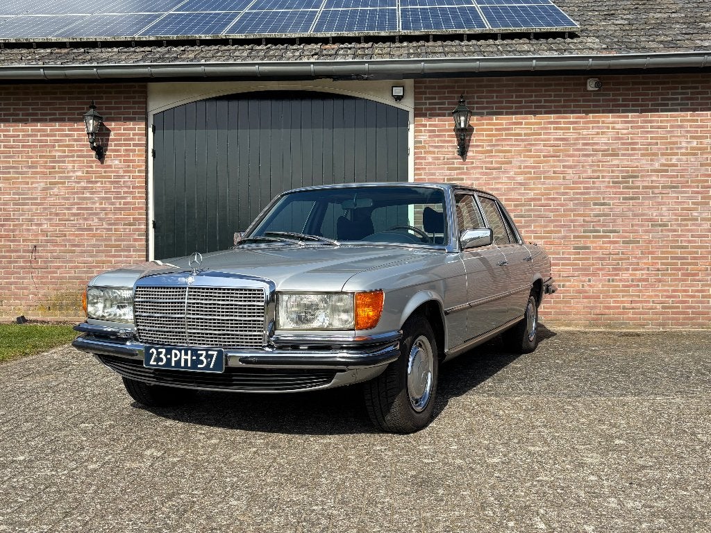 Mercedes-Benz S-Klasse 4.5 450 SE AUT 1977 Grijs, Auto's, Automaat, Achterwielaandrijving, 4520 cc, Overige bekleding