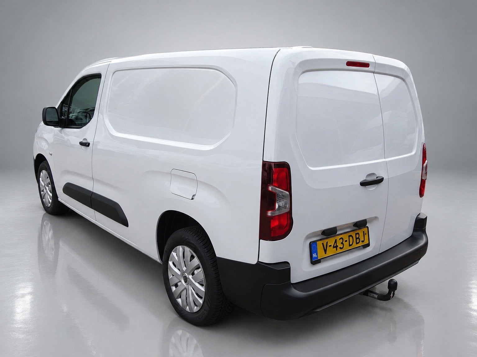 Peugeot Partner 1.5 BlueHDi 100 S&S L2 LONG AIRCO NAVIGATIE, Voorwielaandrijving, Dealer onderhouden, Stof, 4 cilinders