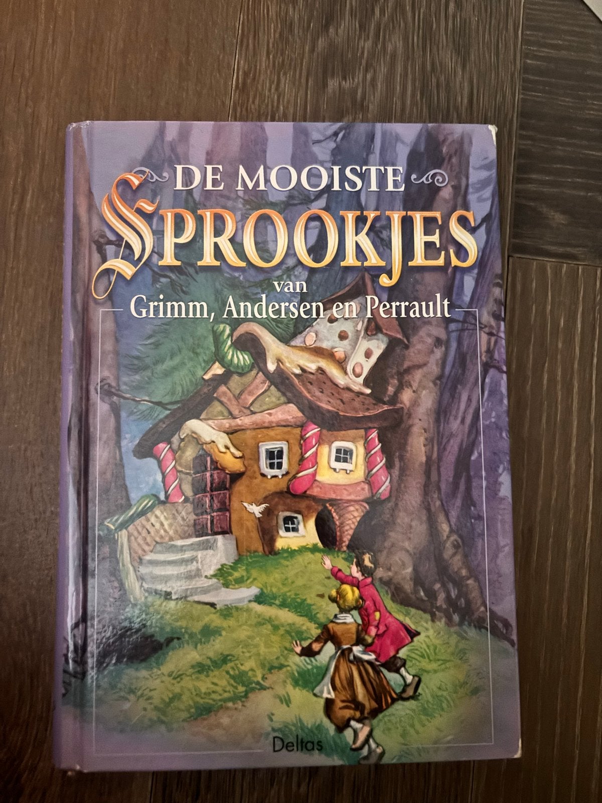 De Mooiste Sprookjes van Grimm, Andersen en Perrault, Ophalen of Verzenden, Zo goed als nieuw
