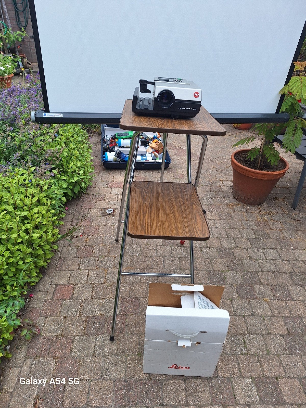Leica Pradovit P 150 Diaprojector met scherm, Audio, Tv en Foto, Diaprojectors, Ophalen