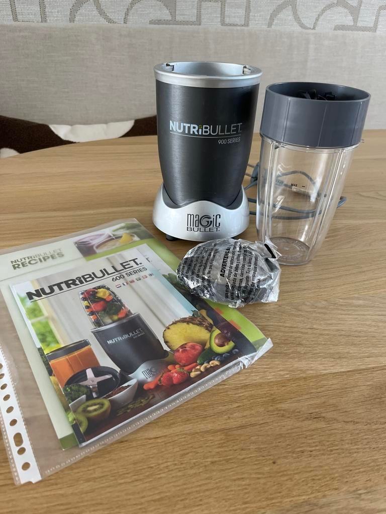 Nutribullet 900 series - ideaal voor smoothies, Witgoed en Apparatuur, Blenders, Ophalen, Gebruikt, Blender to go