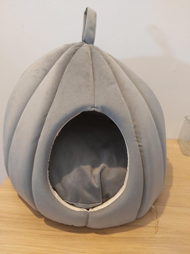Poezen mandje huisje iglo nieuw, Dieren en Toebehoren, Ophalen, Nieuw