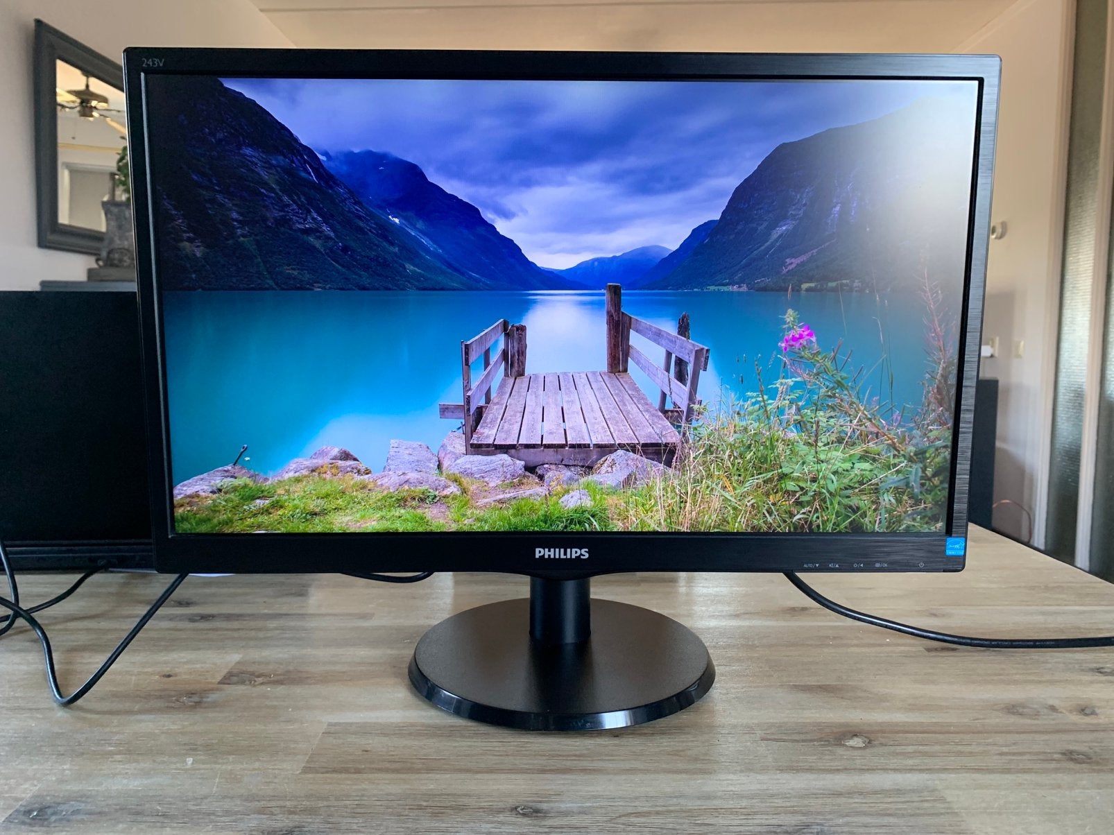 Philips monitor 24 inch Full HD met Speakers, Computers en Software, Monitoren, Ingebouwde speakers, Full HD, 24 inch, Zo goed als nieuw