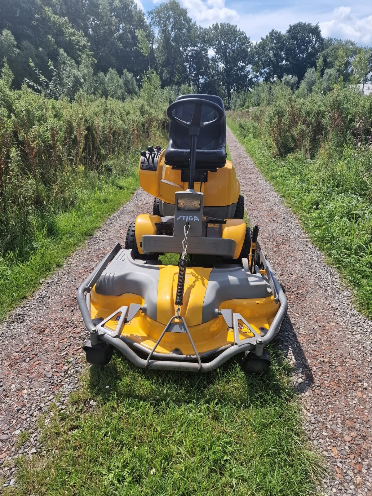 Stiga Park Pro 16 Zitmaaier met nieuw 110cm maaidek, Ophalen, Stiga, Mulchfunctie, Zo goed als nieuw