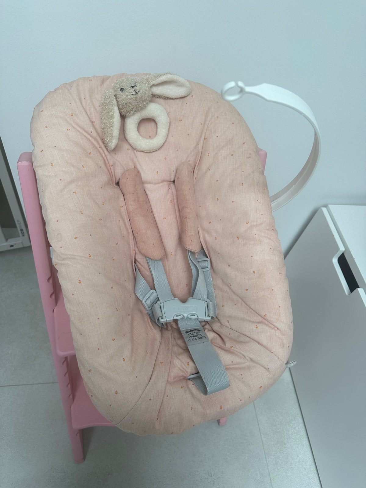 Stokke Tripp Trapp Newborn Set - Inclusief hoes en gordels, Kinderen en Baby's, Kinderstoelen, Ophalen of Verzenden, Zo goed als nieuw
