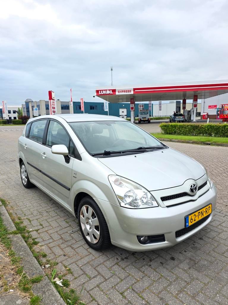Toyota Corolla Verso 1.8 Vvt-i AUT 7P 2004 Grijs, Auto's, Zwart, 4 cilinders, 129 pk, 7 stoelen