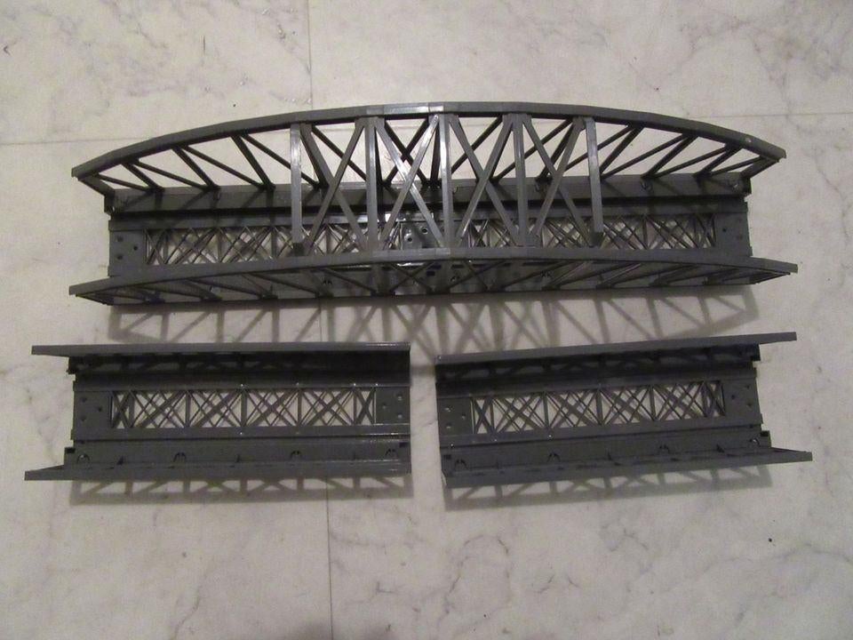 marklin   boog brug plus opritten K en M spoor, Gebruikt, Gelijkstroom of Wisselstroom, Brug, Tunnel of Gebouw, Ophalen of Verzenden