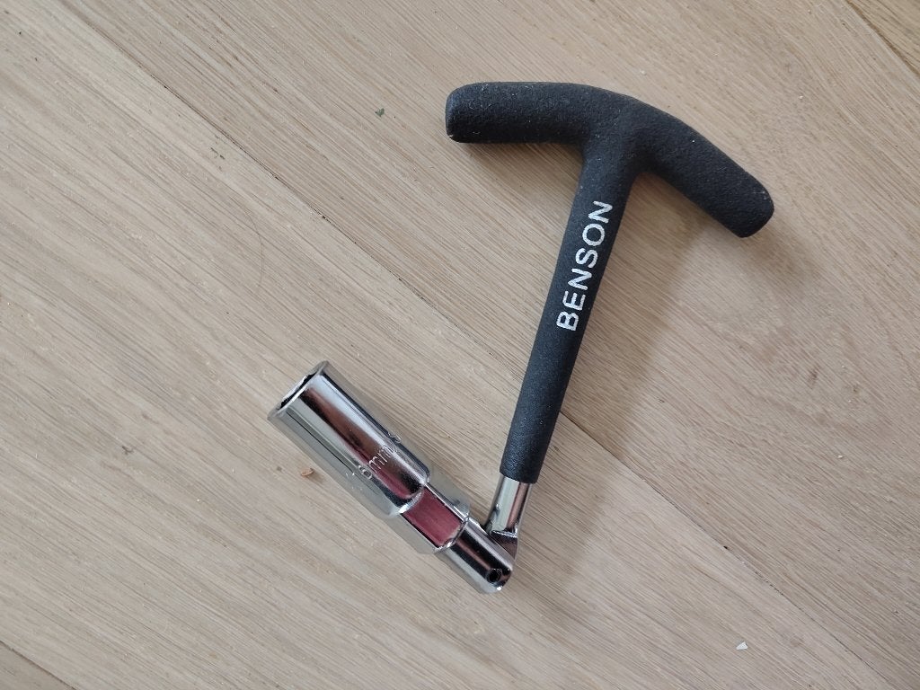 Bougie sleutel, Ophalen