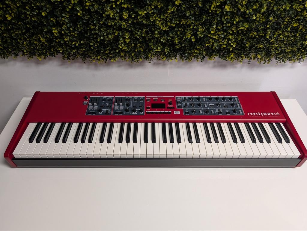 Nord Piano 6 73 Toetsen - Zo goed als nieuw, Mint Staat, Muziek en Instrumenten, Overige merken, Box 4214, 102 65 Stockholm, Sweden