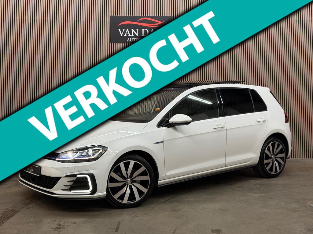 Volkswagen Golf 1.4 TSI PHEV GTE 2020 PANO LED VIRTUAL KEYLE, Gebruikt, 150 pk, Wit, Plug-in hybride