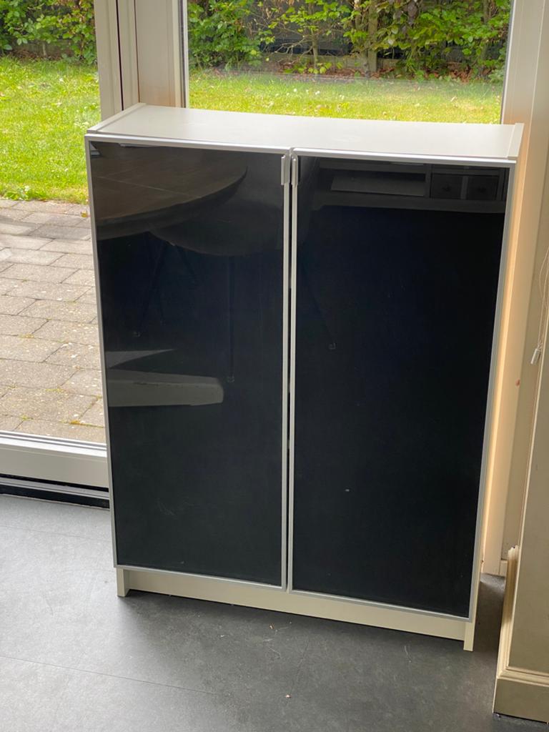 Billy kast glazen deurtjes, Ophalen, Zo goed als nieuw