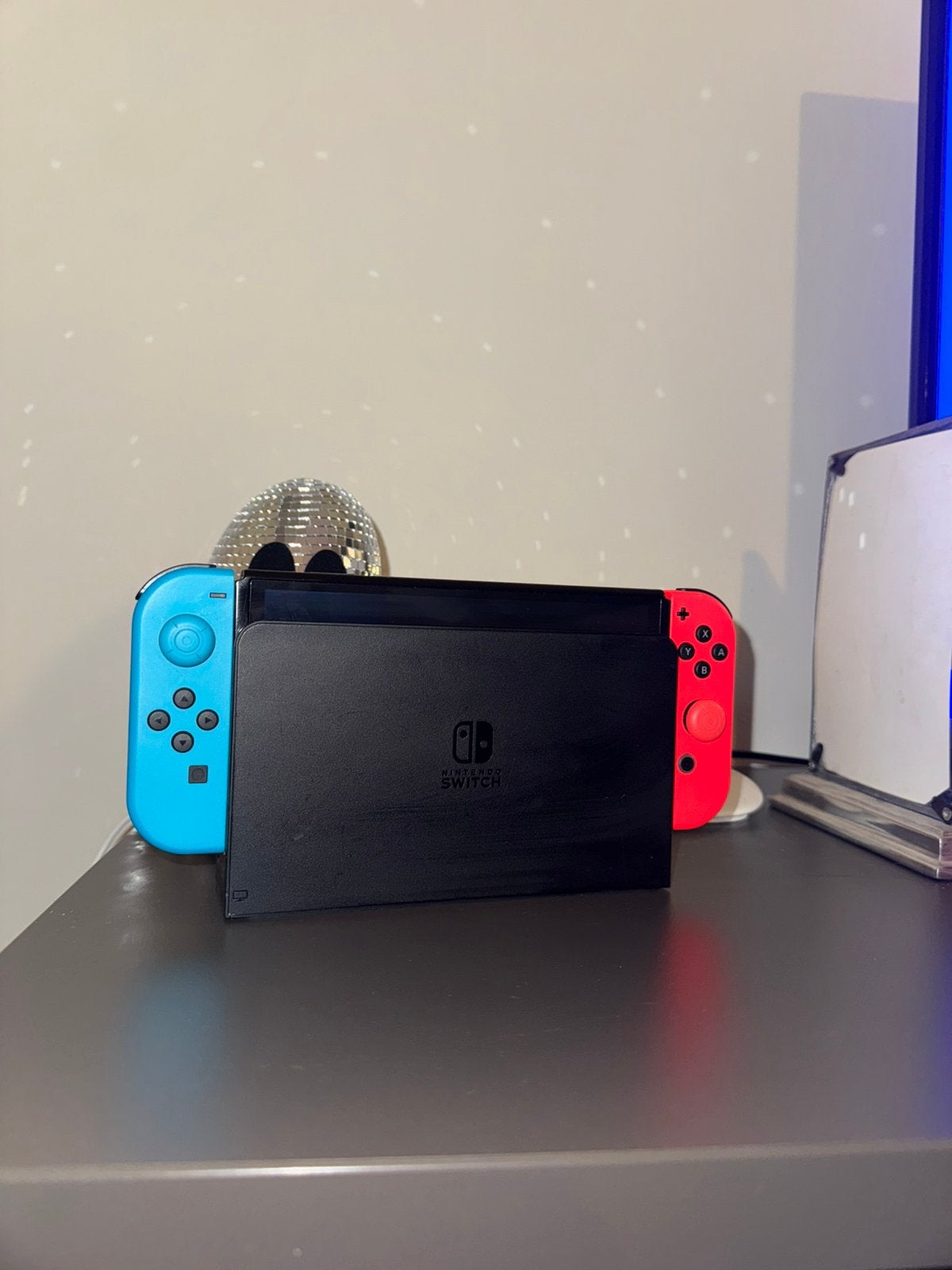 Nintendo Switch OLED – Neon Blauw/Rood – Compleet met Dock