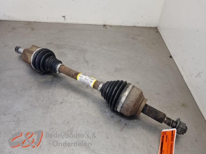 Aandrijfas links-voor van een Ford Transit, Gebruikt, -, -, Ophalen of Verzenden