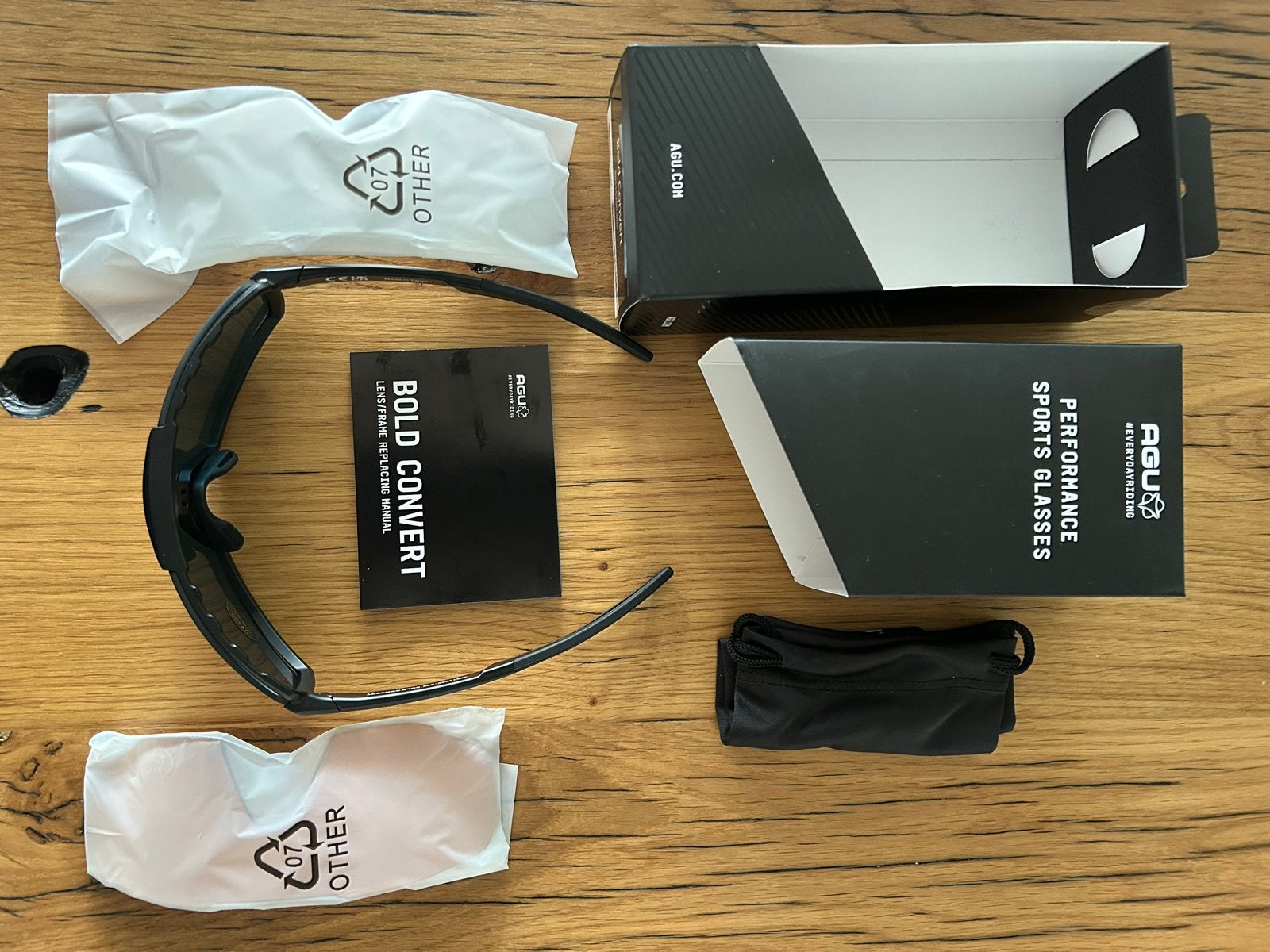 AGU Bold Convert Performance Sportbril - NIEUW, Fietsen en Brommers, Fietsaccessoires | Fietshelmen, Ophalen of Verzenden, Nieuw