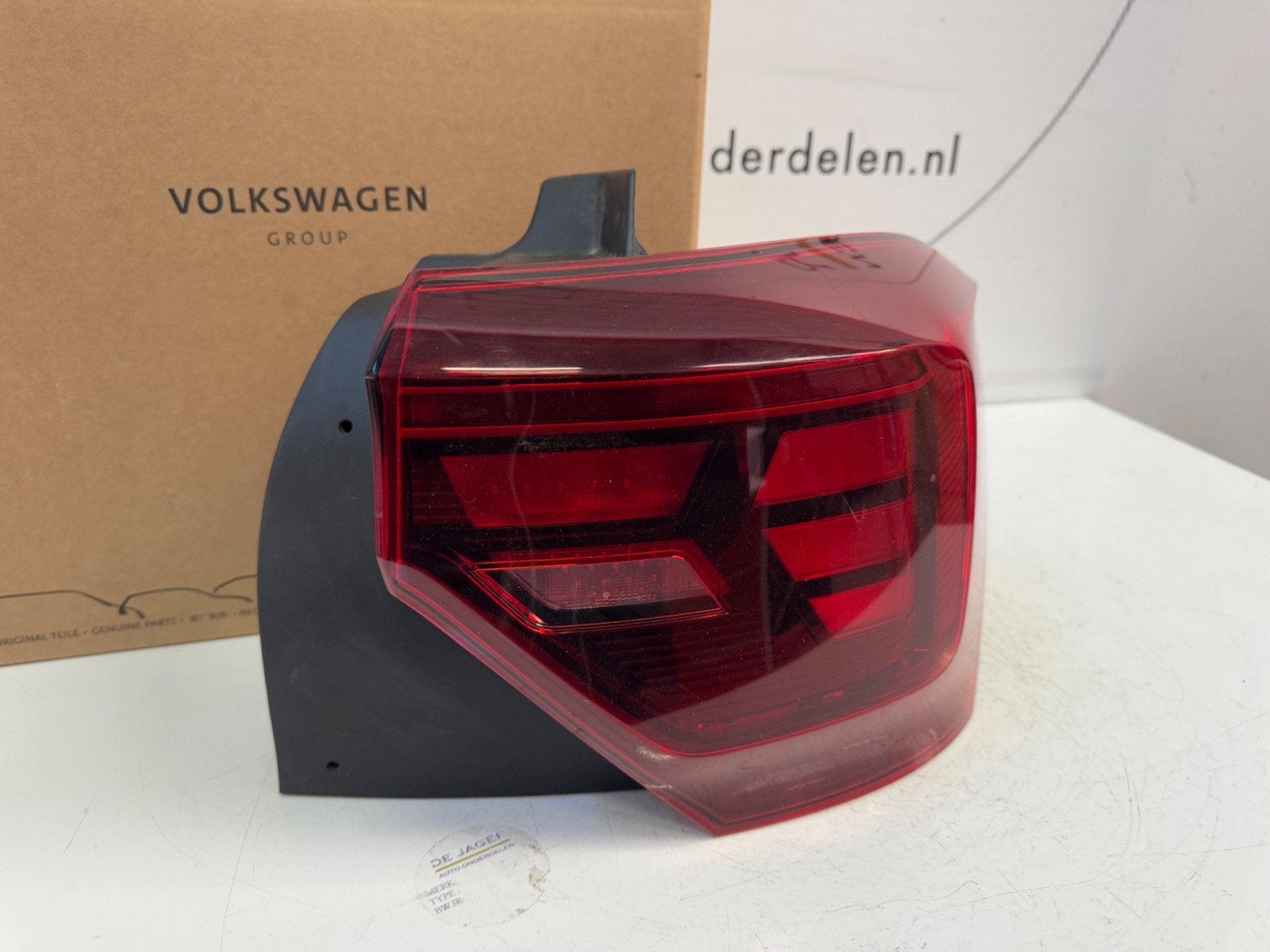 VW POLO 2G FACELIFT LED ACHTERLICHT RECHTS 2G0945096E, Gebruikt, Volkswagen, Volkswagen AG, Berliner Ring 2
38440  Wolfsburg, DE