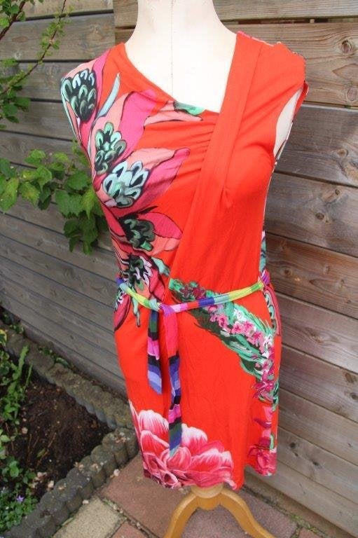 Jurk rood/ kleur Desigual mt M Vaste prijs, Maat 38/40 (M), Ophalen of Verzenden, Zo goed als nieuw, Knielengte