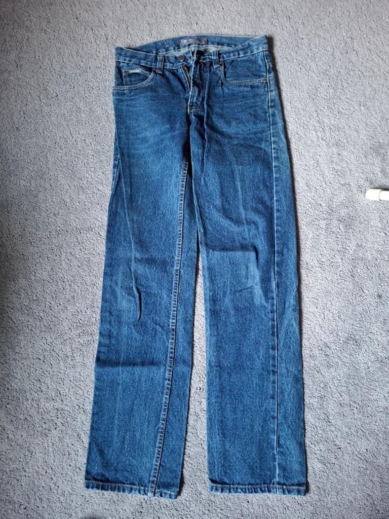 Basic spijkerbroek 32 34, Ophalen of Verzenden, Zo goed als nieuw, Blauw, W32 (confectie 46) of kleiner