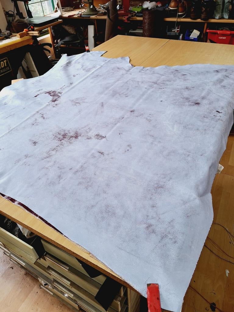 Runds ingewassen leder, Hele of HALVE HUID., Overige kleuren, 120 cm of meer, Leer of Kunstleer, Nieuw