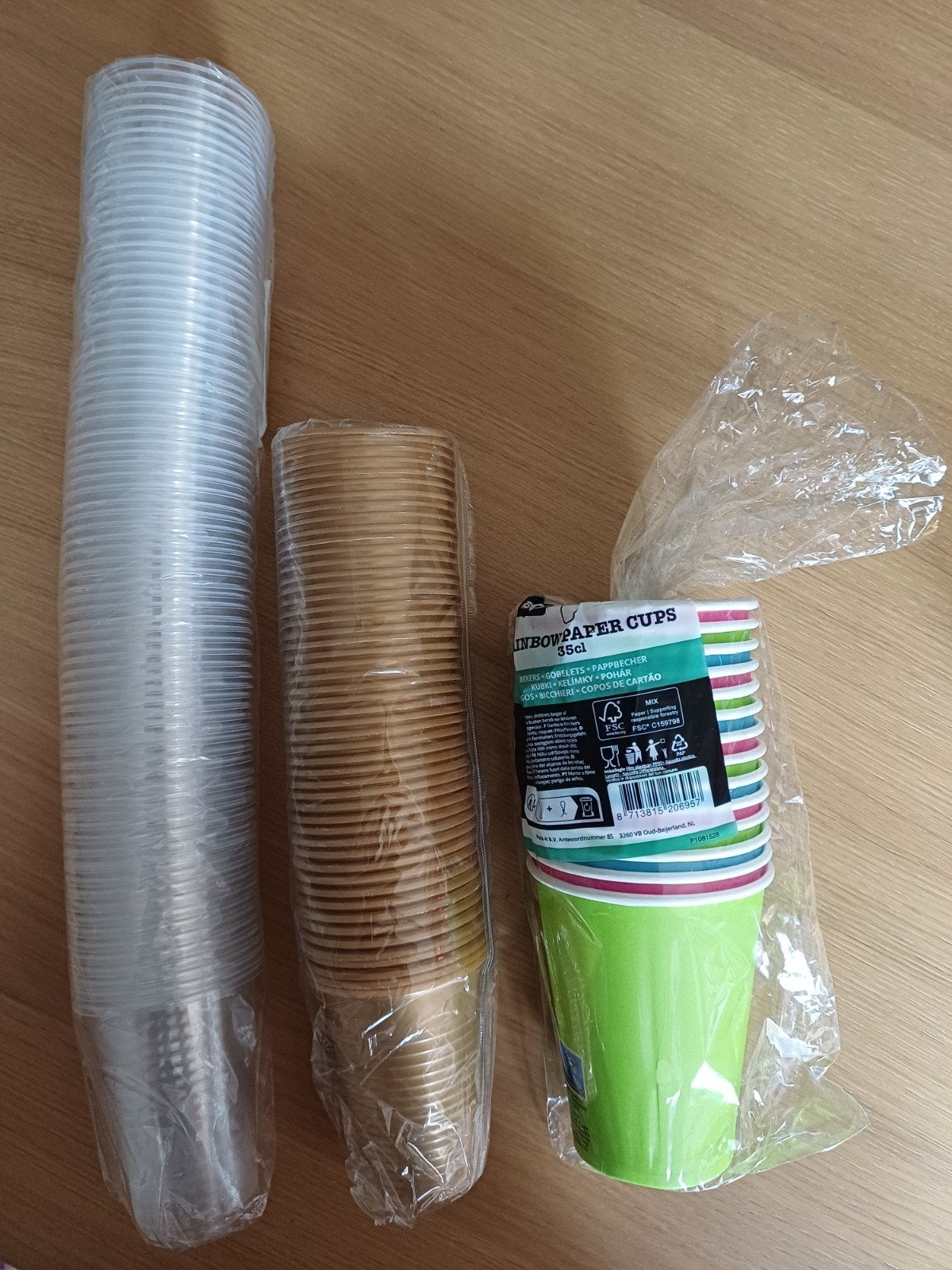 Diverse set wegwerpbekers: plastic en karton, Ophalen, Overige typen, Goud, Kunststof